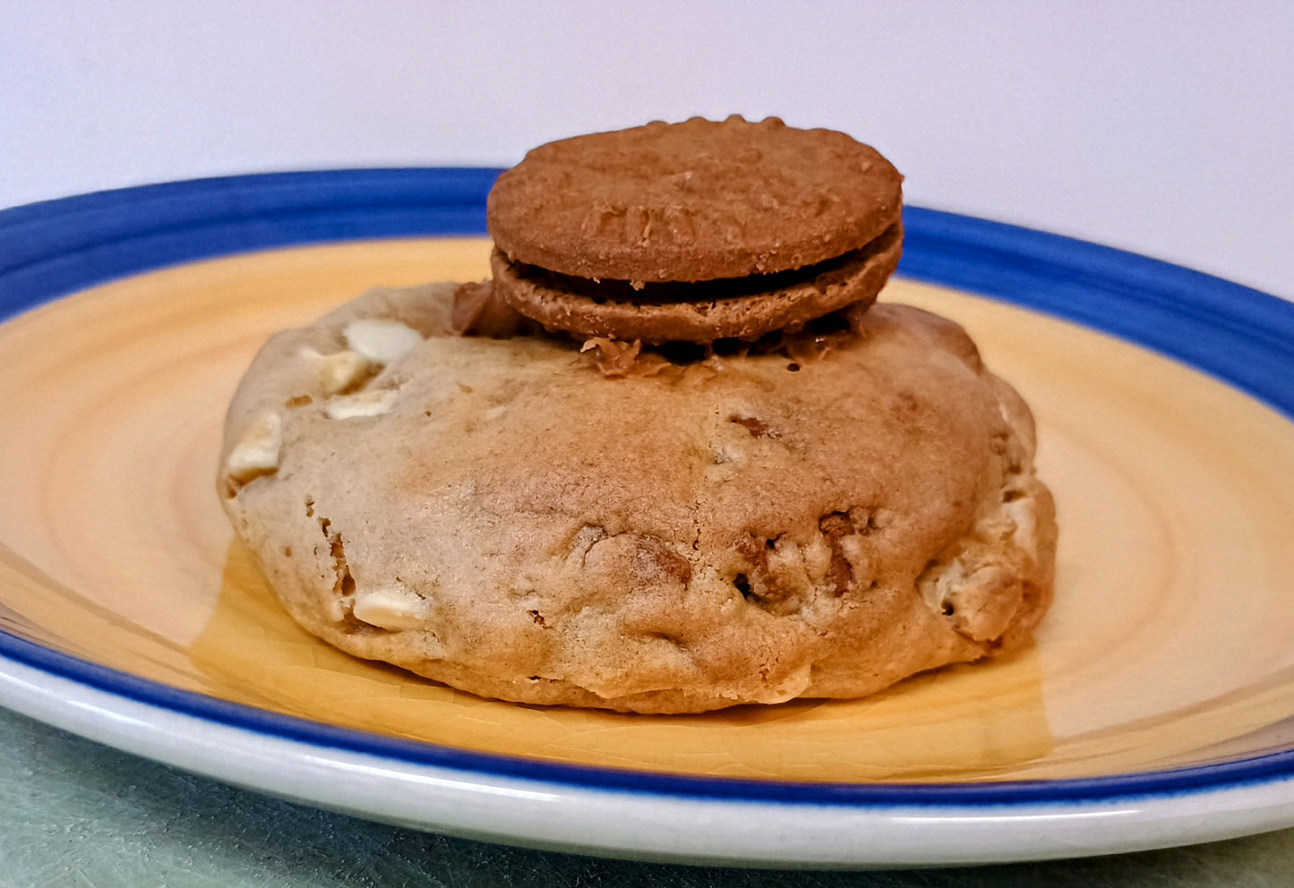 NYC style stuffed cookies