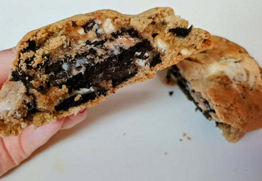 NYC style stuffed cookies